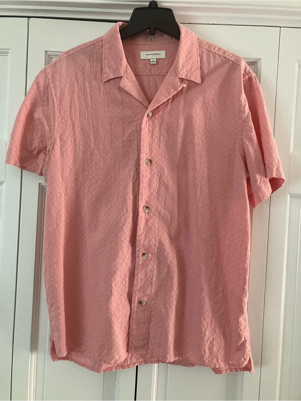Banana Republic Pink Short-Sleeve Button-Down Camp Shirt